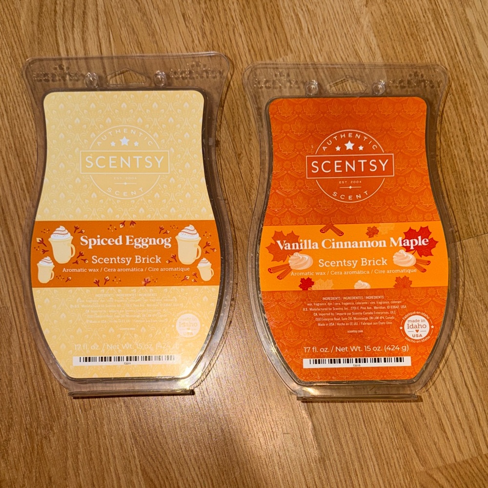 Scentsy Spiced Eggnog & Vanilla Cinnamon Maple Bricks